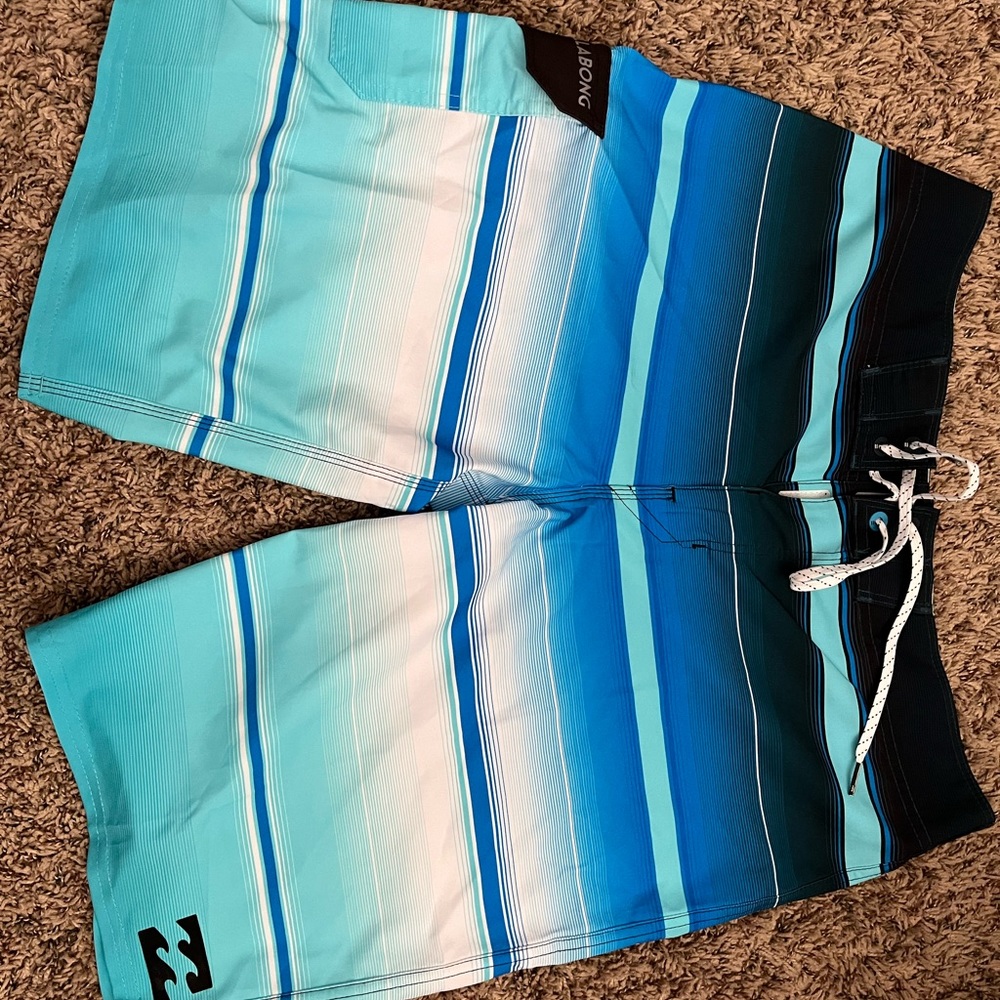 Mens Billabong Shorts size 30